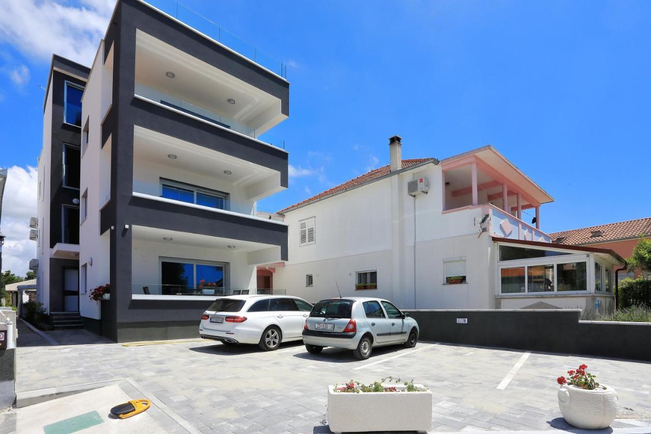 Apartmani Marina S Pogledom, Sukosan Exterior photo
